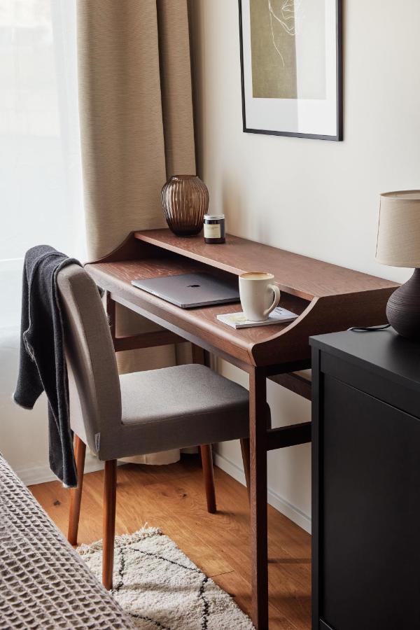 Prague Days - Designer Apts - Garage - Terrace - Easy City Access Экстерьер фото